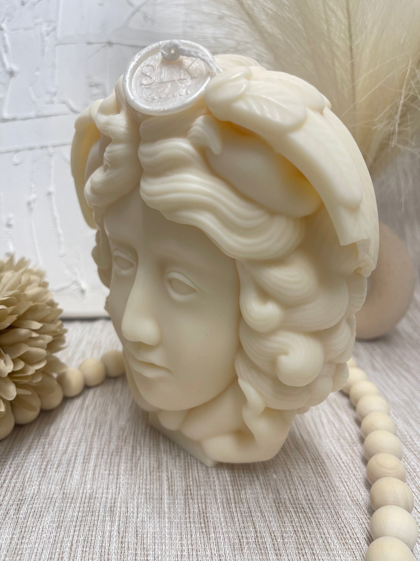 Medusa Head Candle